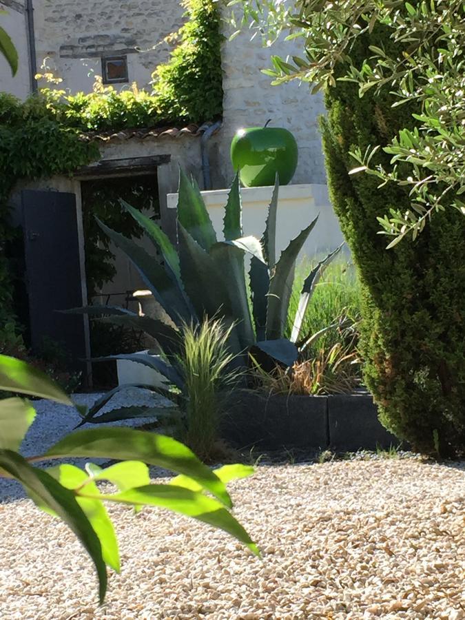 La Maison Du Baloir Thairé Esterno foto