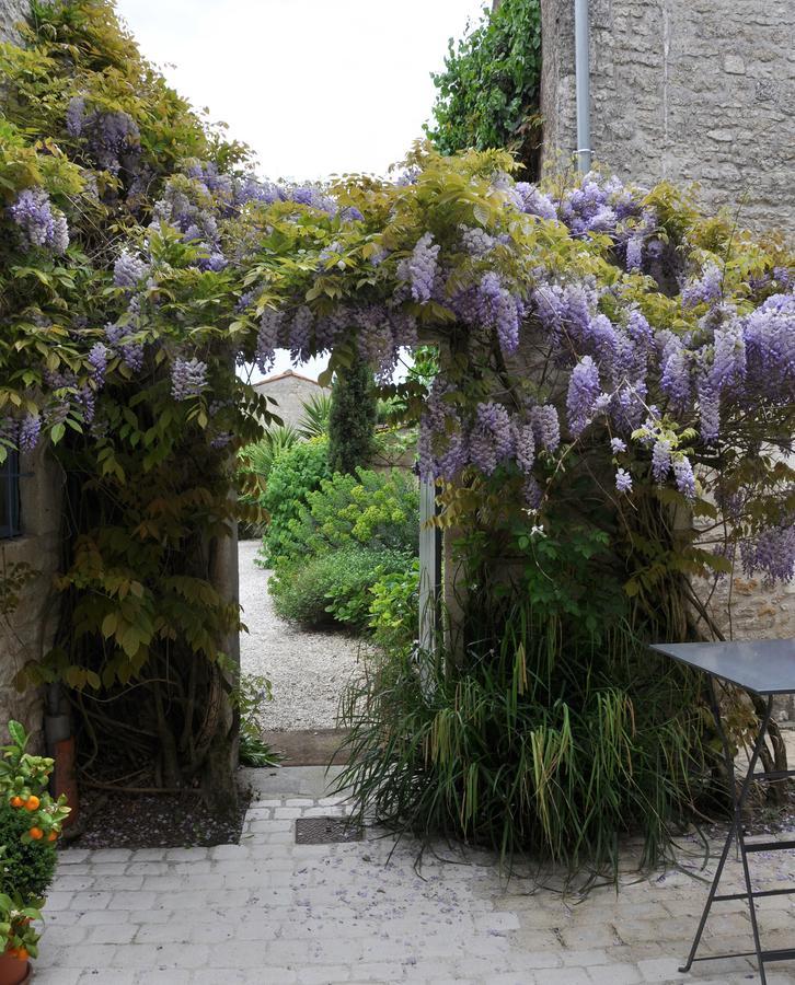 La Maison Du Baloir Thairé Esterno foto